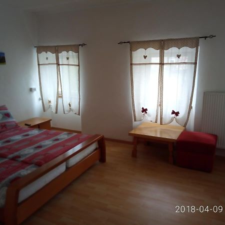 Gasthof Mondschein Hotel Merano Luaran gambar