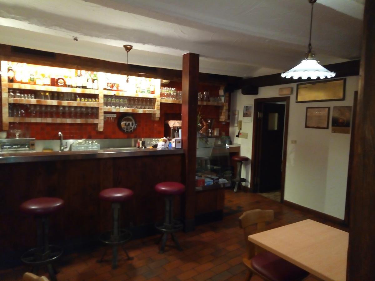 Gasthof Mondschein Hotel Merano Luaran gambar