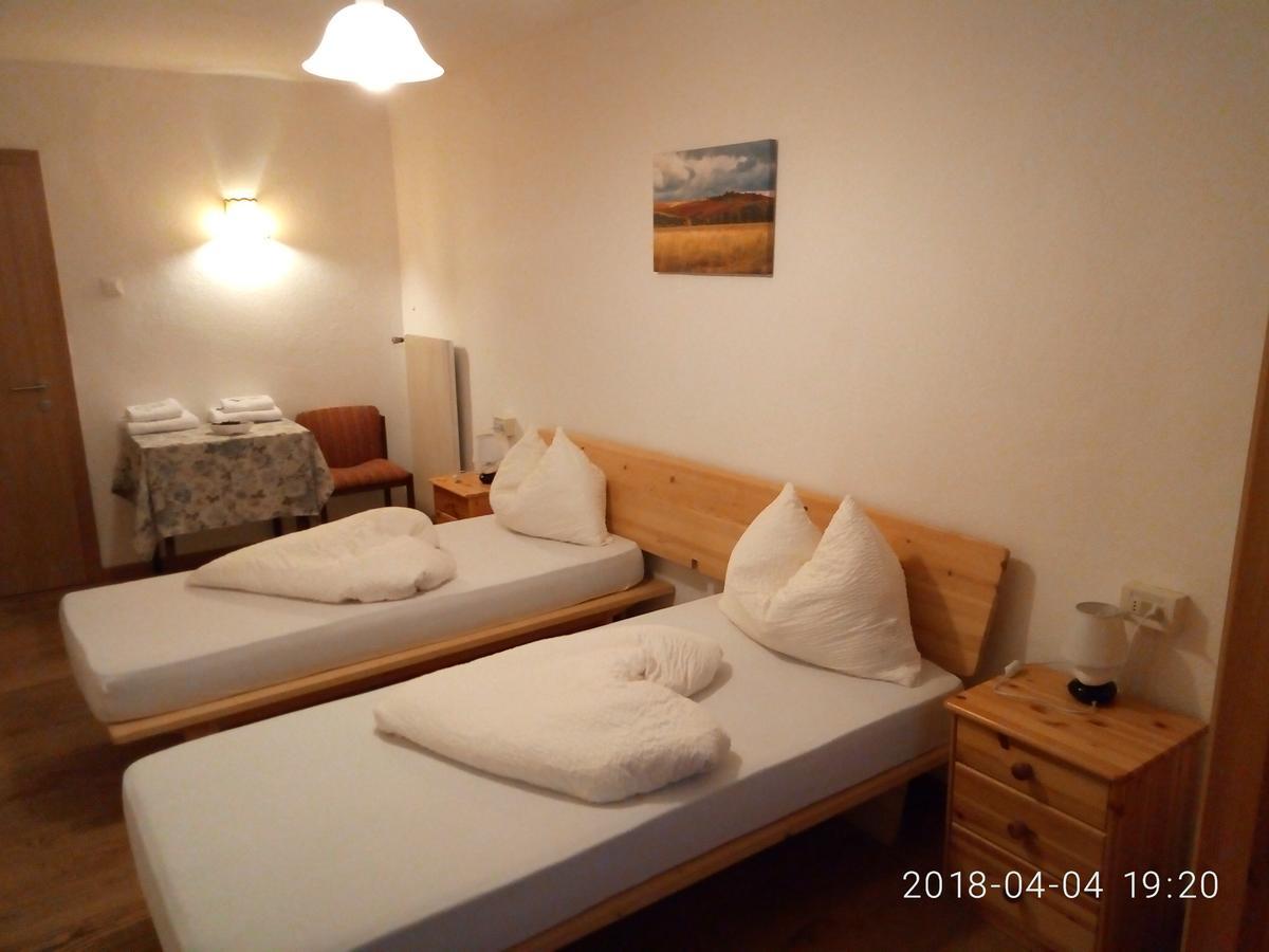 Gasthof Mondschein Hotel Merano Luaran gambar