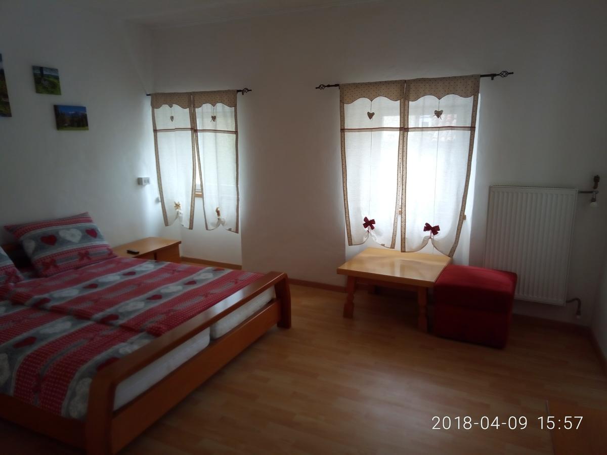 Gasthof Mondschein Hotel Merano Luaran gambar