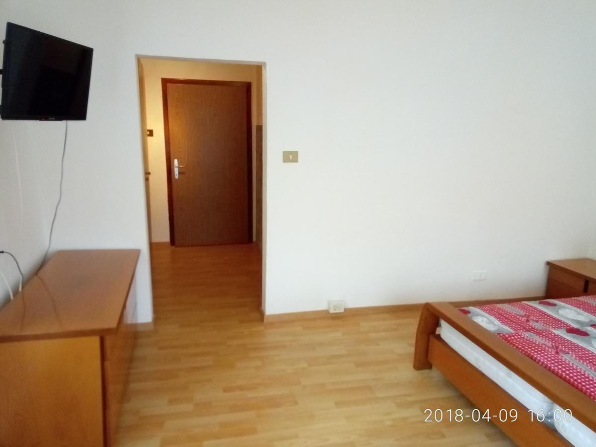 Gasthof Mondschein Hotel Merano Luaran gambar