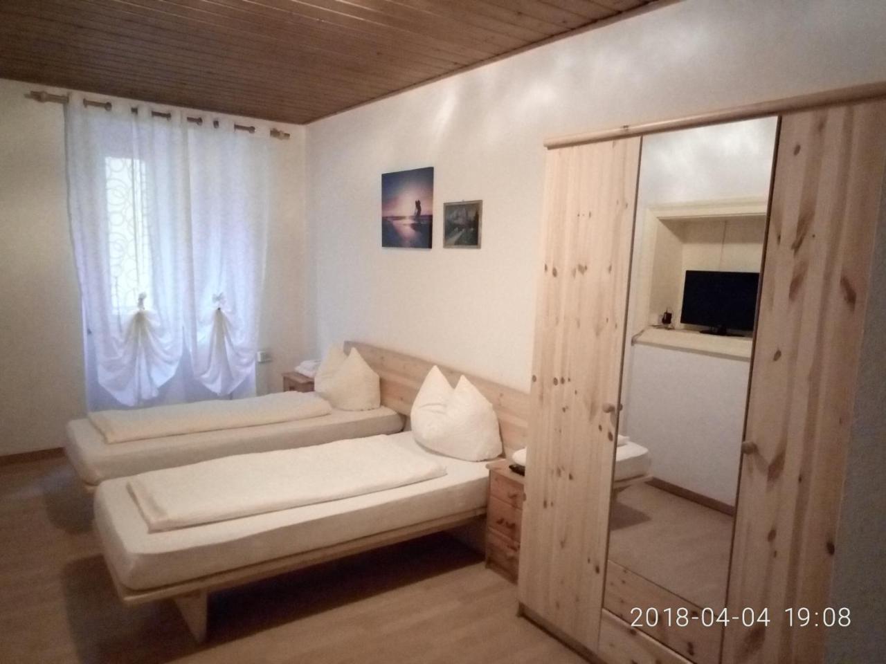 Gasthof Mondschein Hotel Merano Luaran gambar